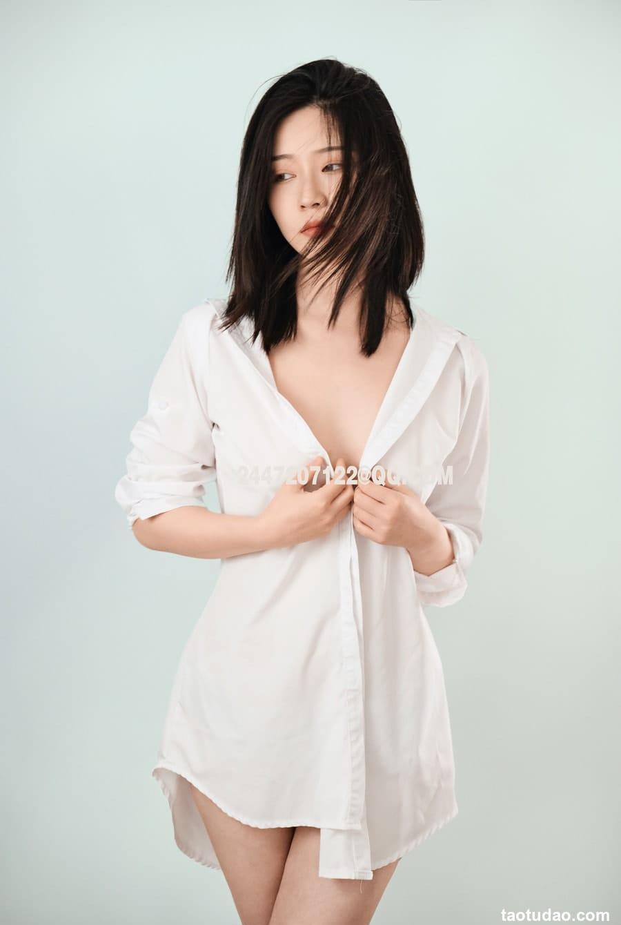 年年nnian -  杂志1[14P-110M]