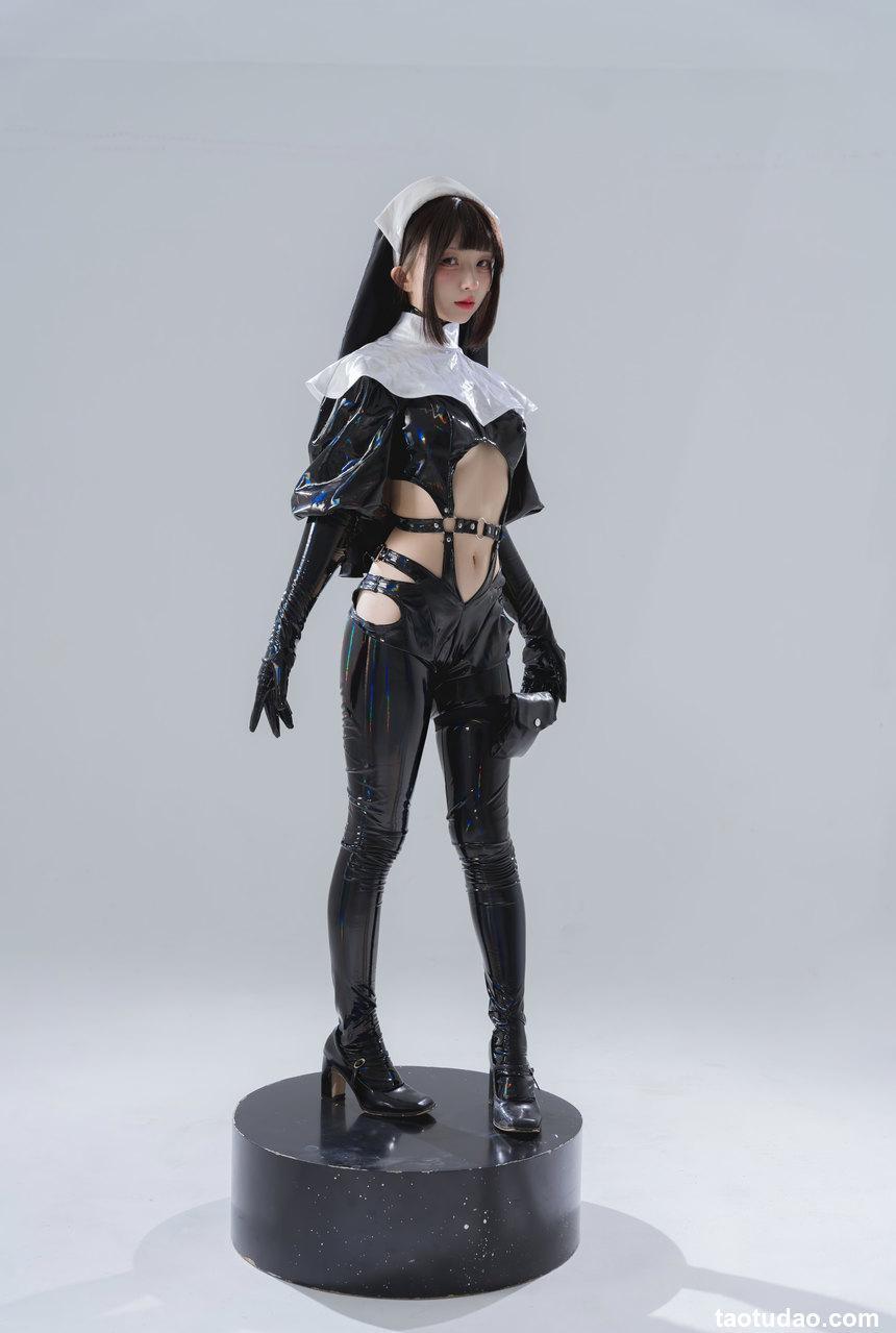 花铃 - NO.29 漆皮修女 [38P-309MB]