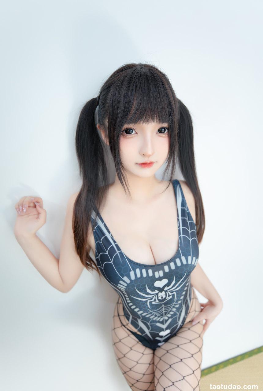 神楽坂真冬 蜘蛛女孩 [75P-234MB]