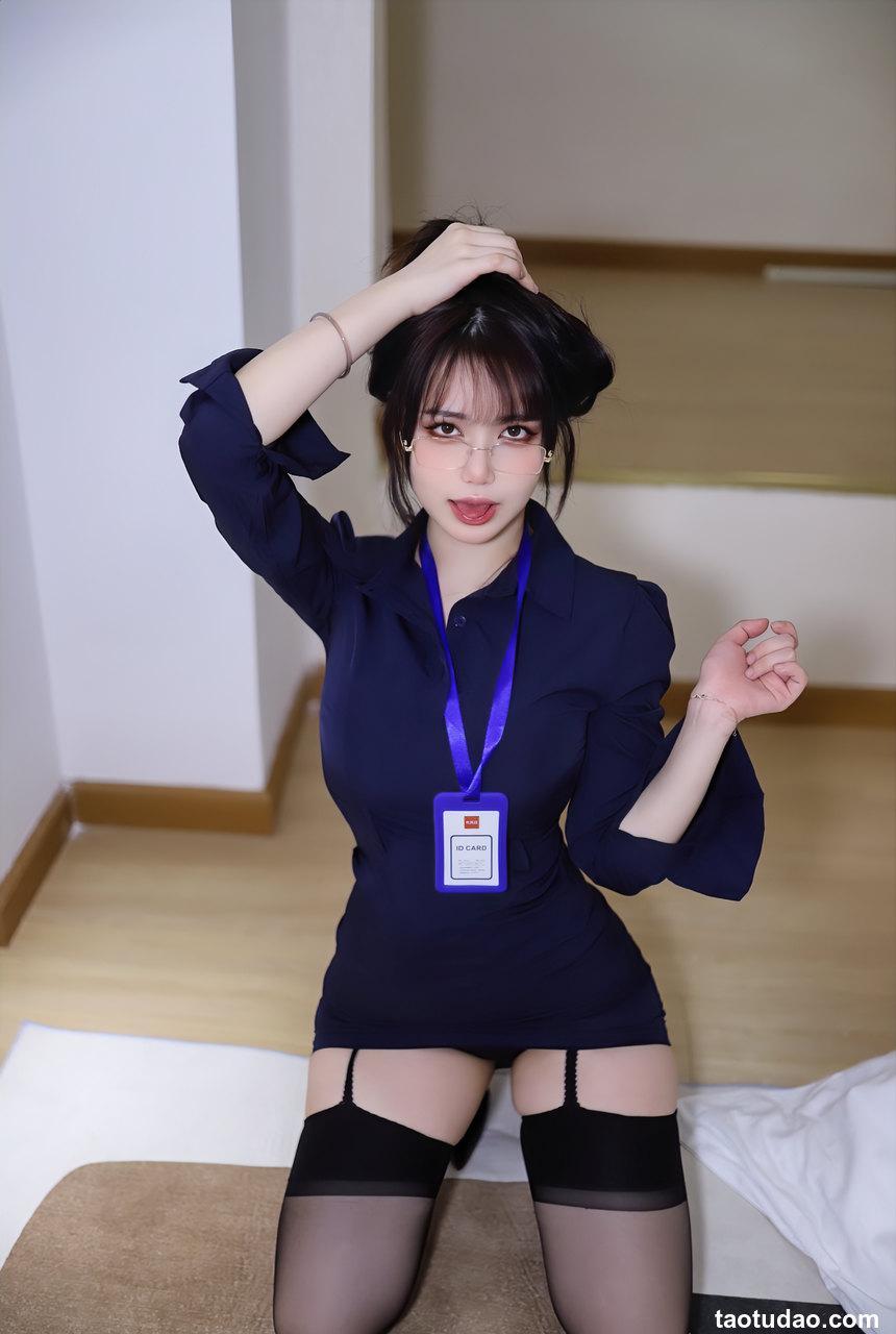 Tina很妖孽呀-职业装秘书 [46P-400M]