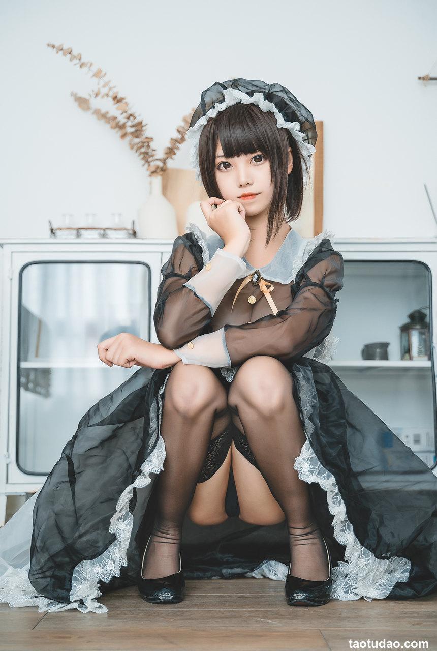 蜜汁貓裘-黑絲透明女仆[30P-260MB]