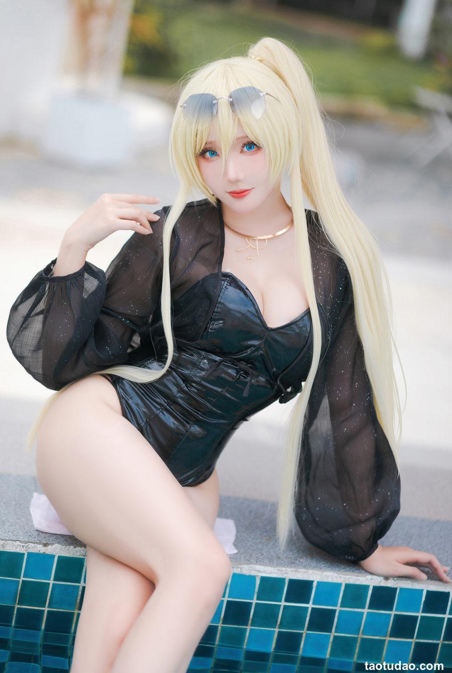 瓜希酱 - 俾斯麦 泳装 [21P-59MB]