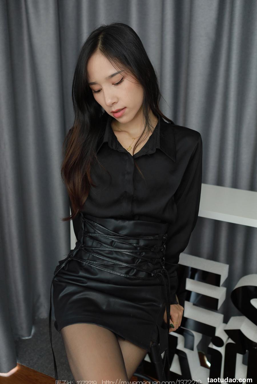 [IESS异思趣向] 2023.09.20 丝享家 1538 美子《灵活走位》[76P-78M]