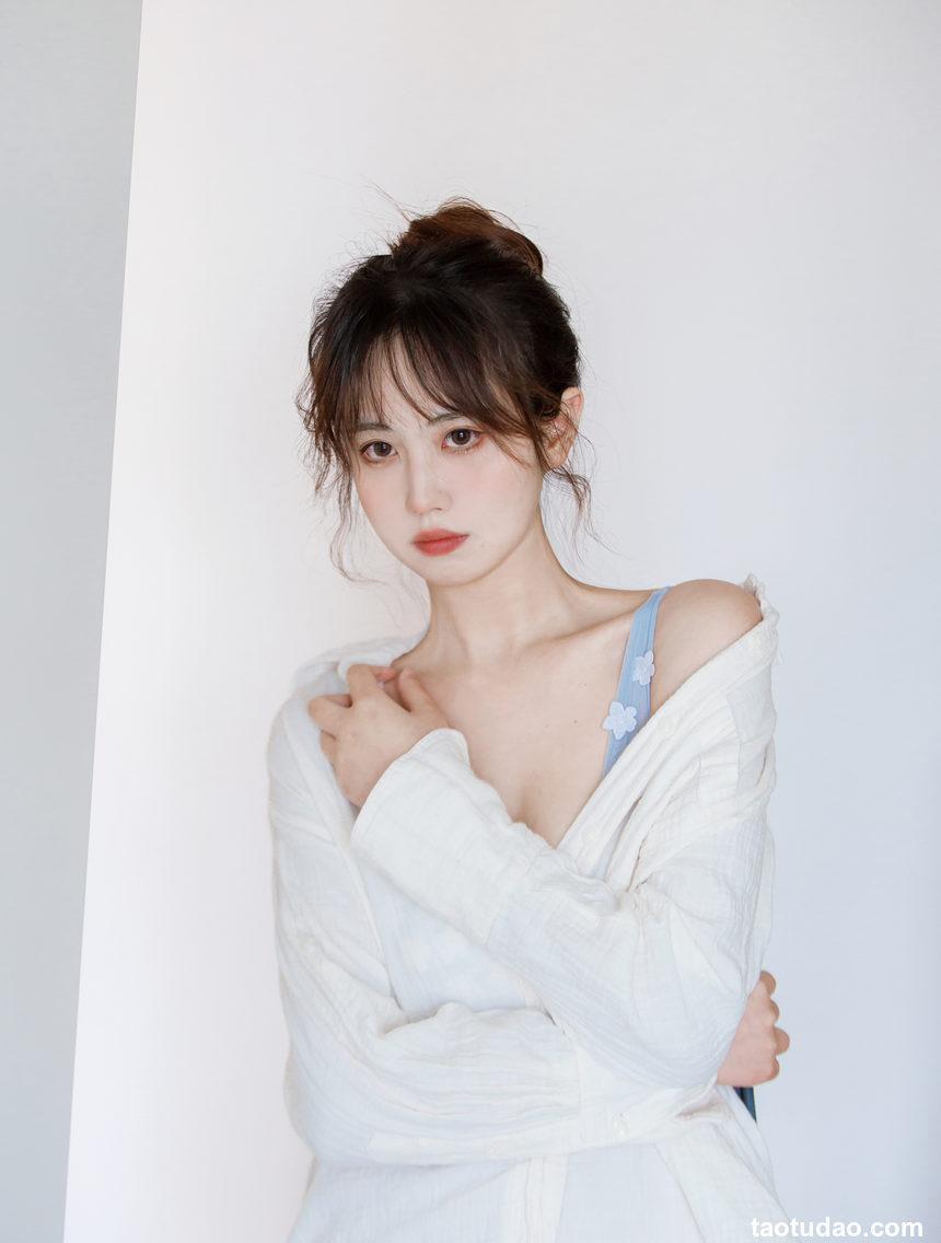 念雪ww –  夏至已至 [25P-255MB]