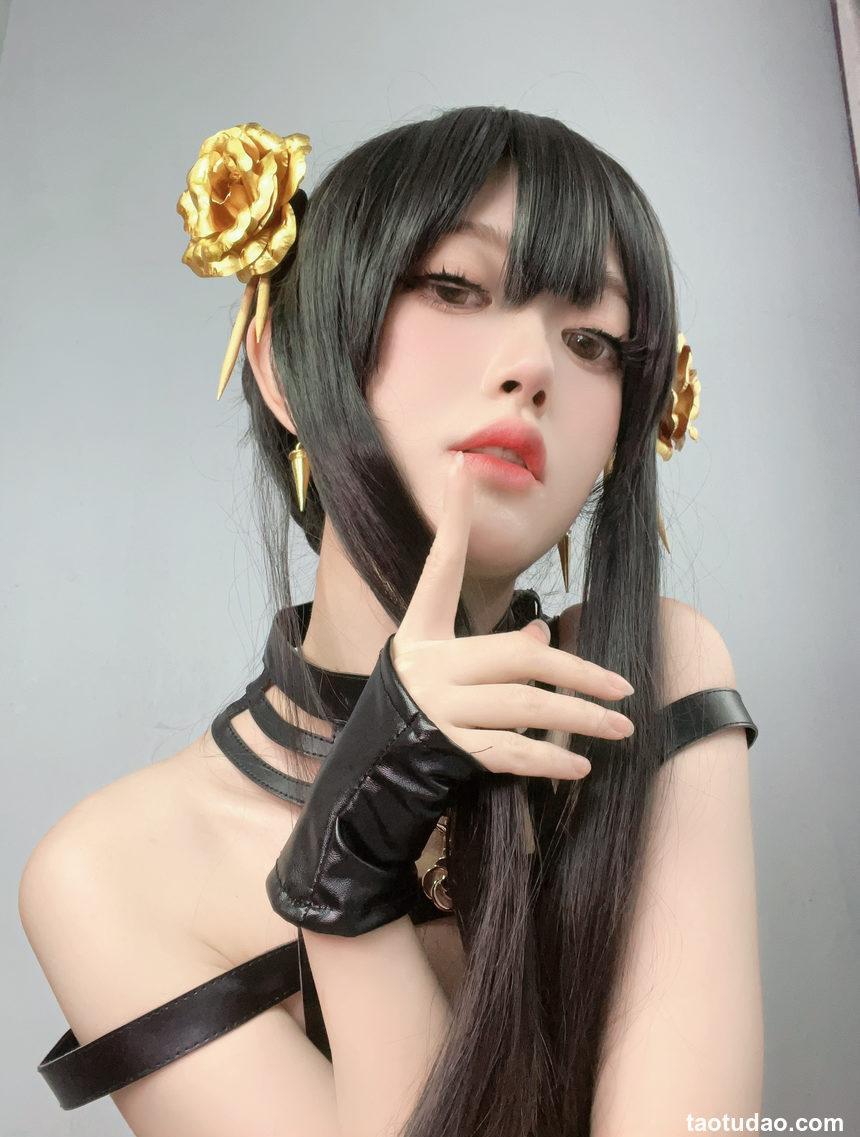 趴趴捣蛋陌 – 约尔自拍 [86P+1V+553M]