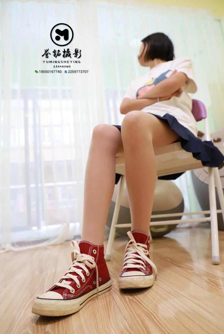 [誉铭传媒]袜足摄影 2019年 NO.070[106P／587MB]