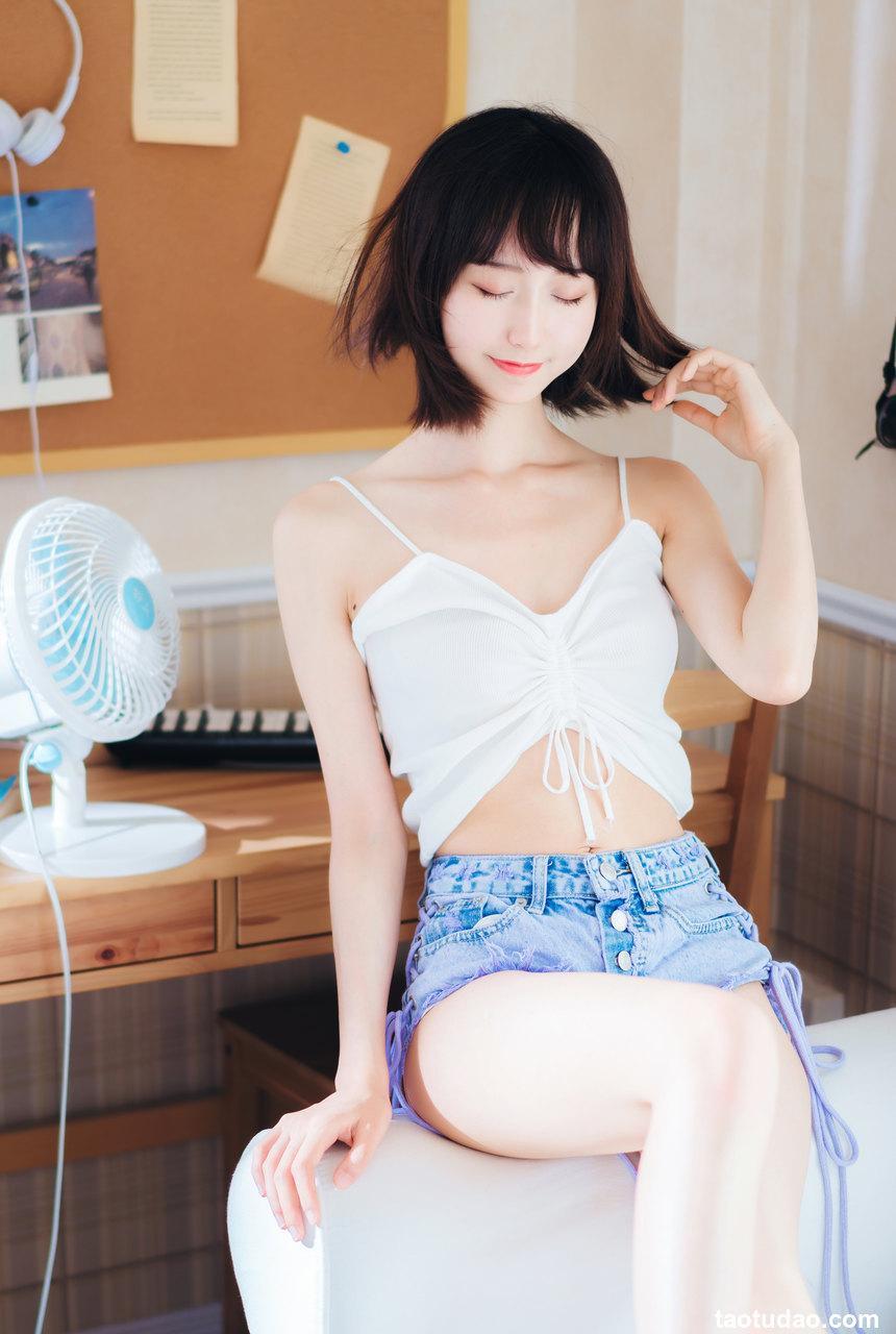 木绵绵OwO -  心动模式 [43P-302MB]