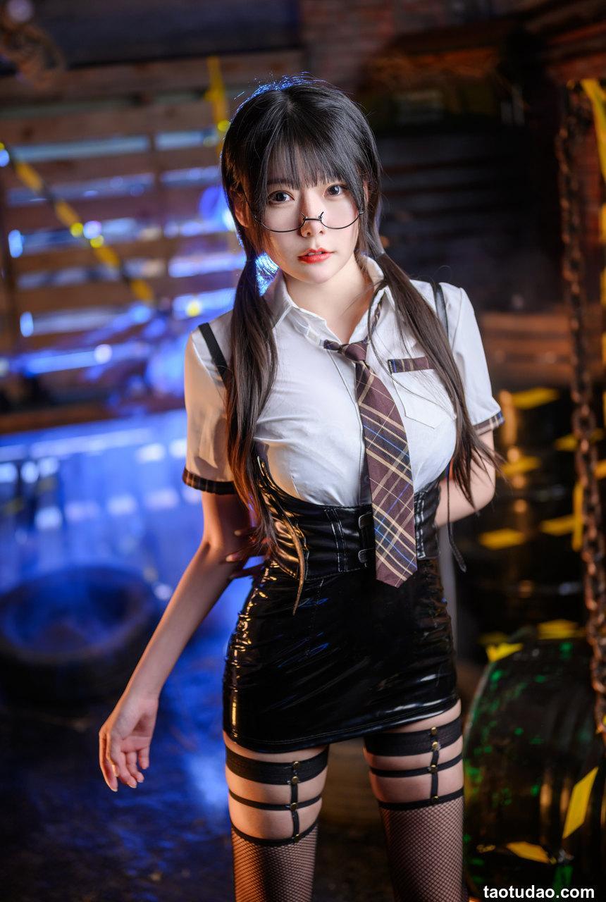 香草喵露露-2023新年兔年贺 [47P+1V-1.97G]