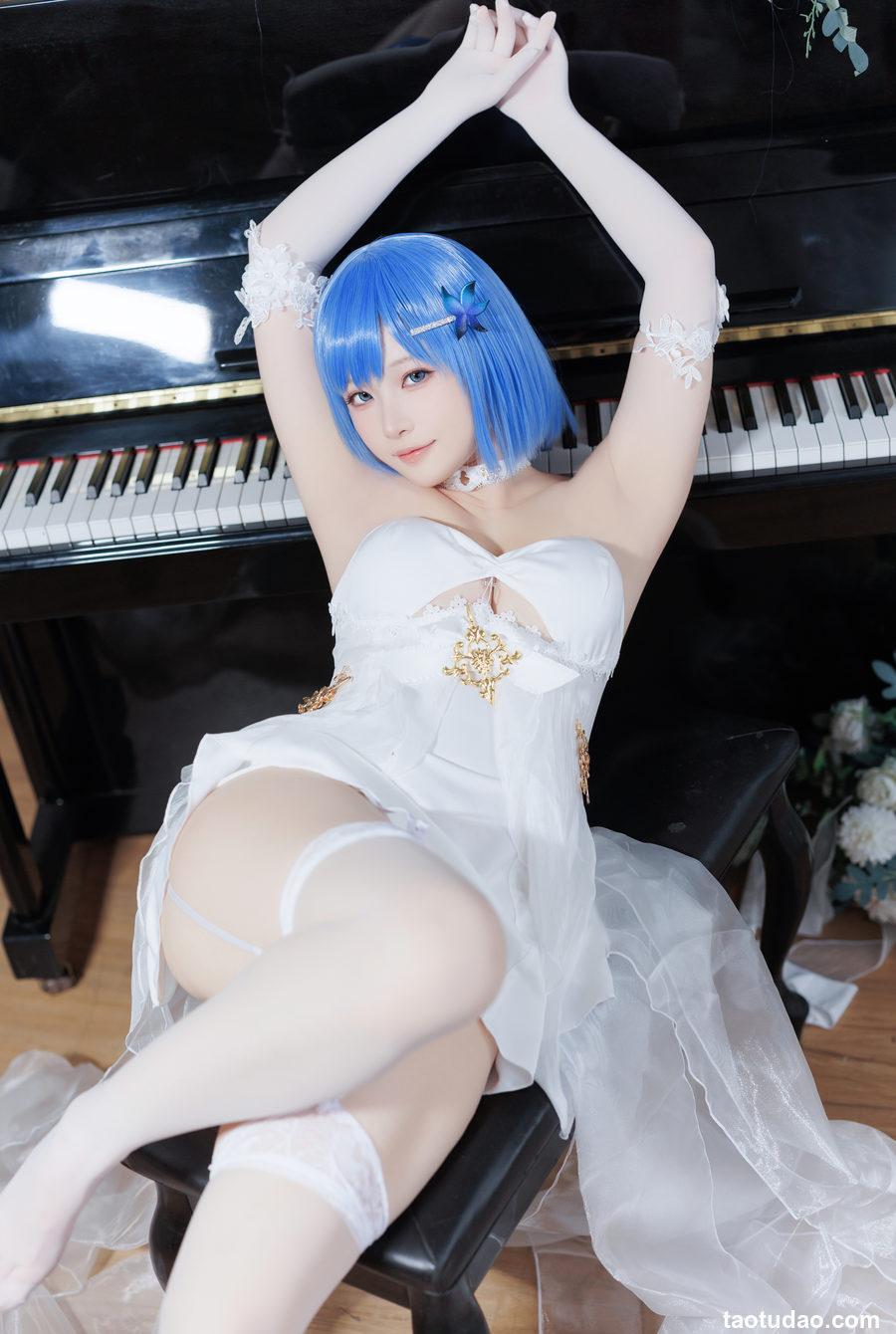 屿鱼 - 恰巴耶夫 [24P-210MB]