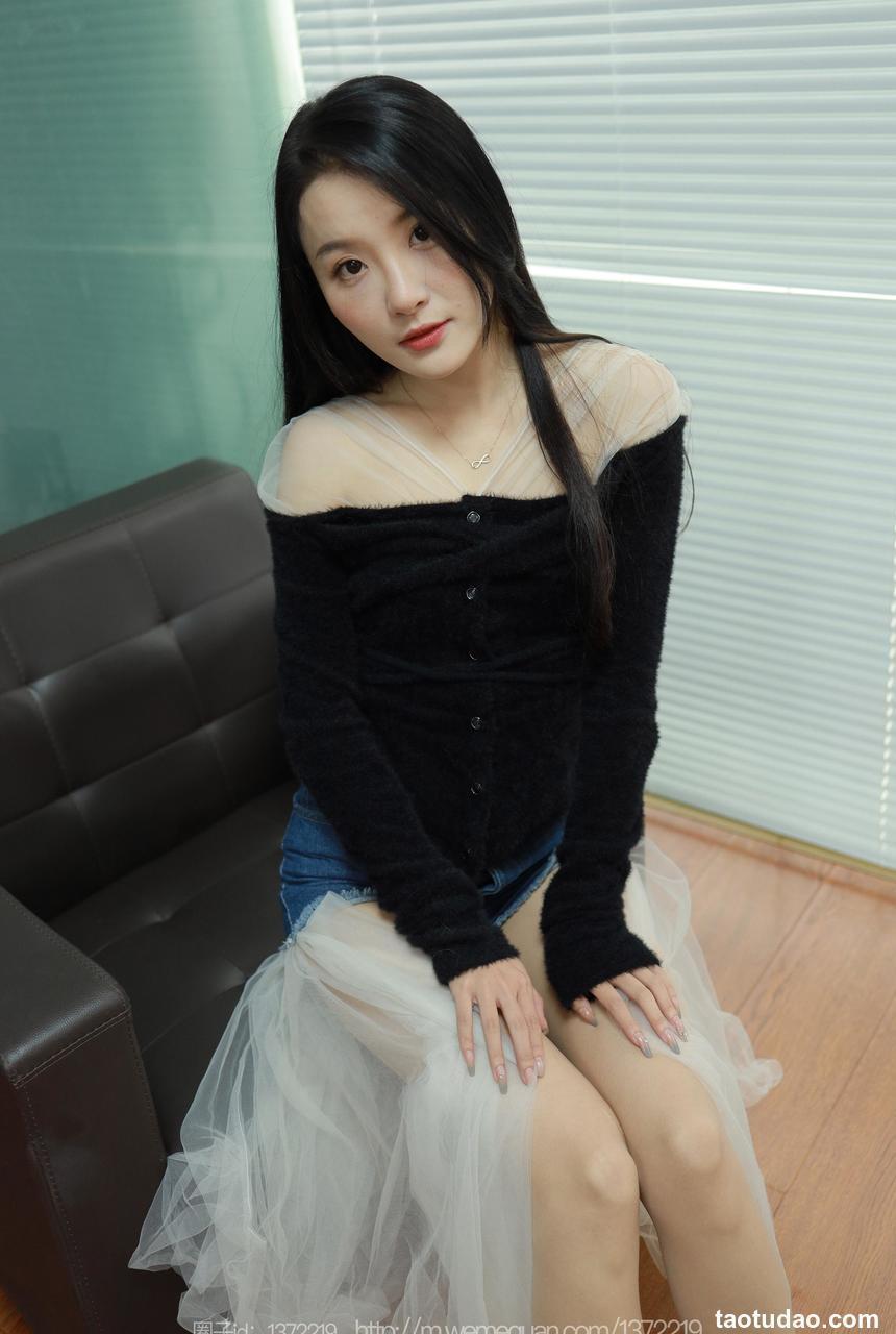 [IESS异思趣向] 2023.03.13 丝享家 1389 婉萍《偶遇单身狗》[90P-94.7M]