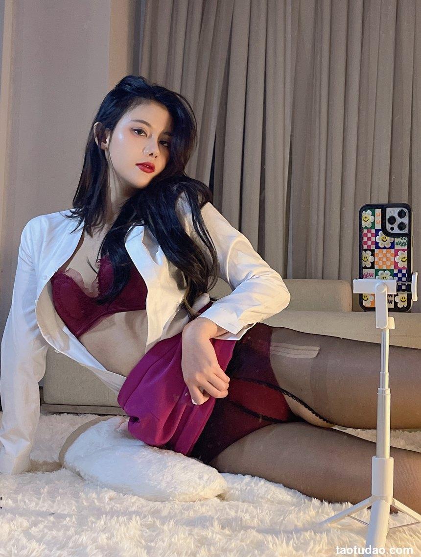 就是阿朱啊 -  懒散诱惑 [13P-97MB]