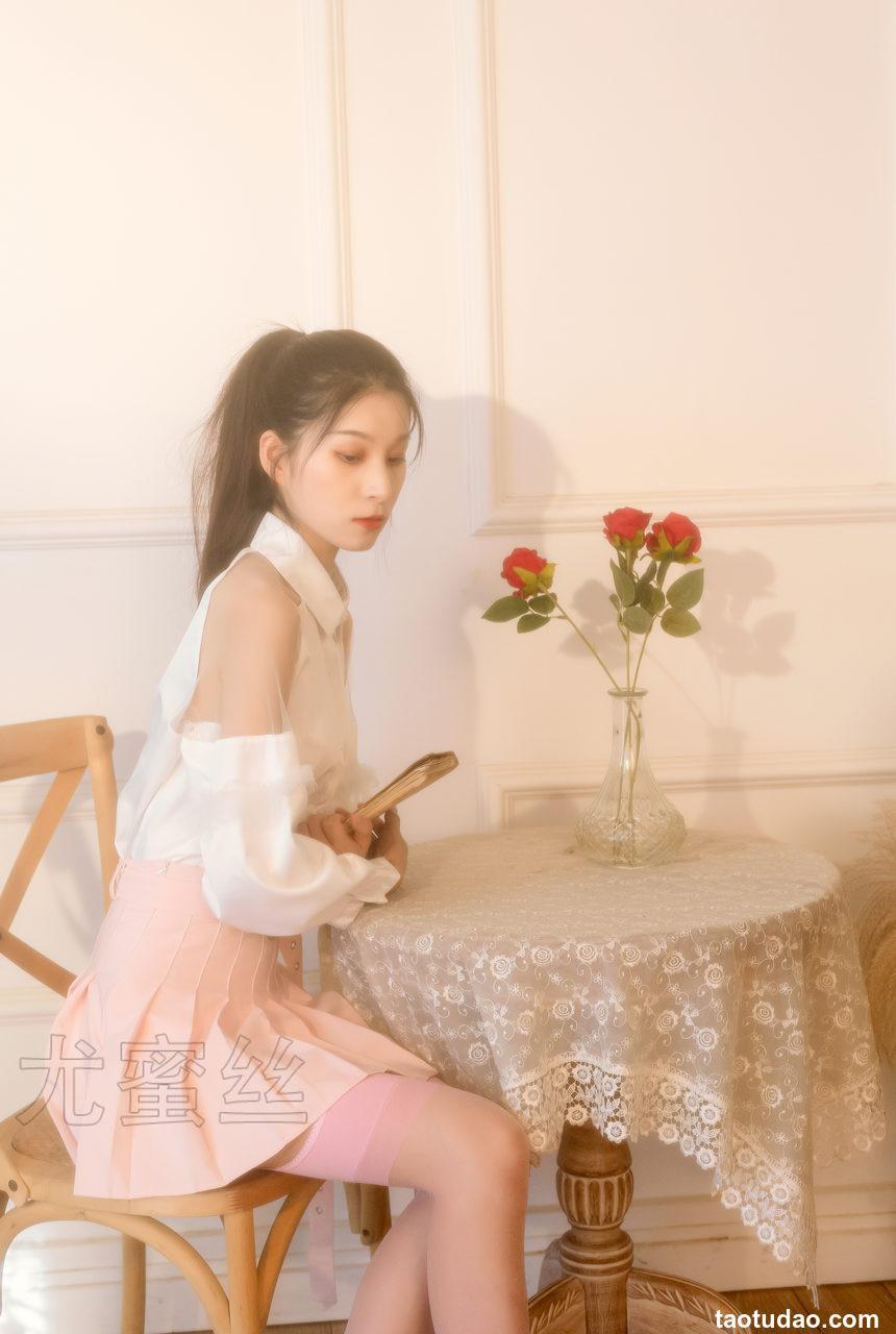 [尤蜜丝]穿搭写真 NO.076[37P／397MB]