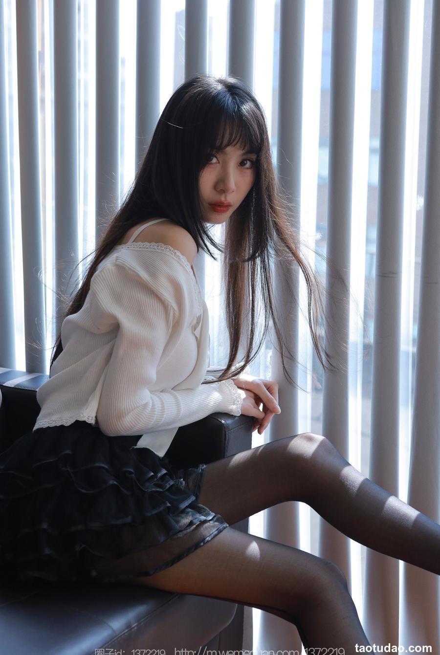 [IESS异思趣向] 2023.09.10 丝享家 1529 团团《美妙后竖线》[81P-93M]