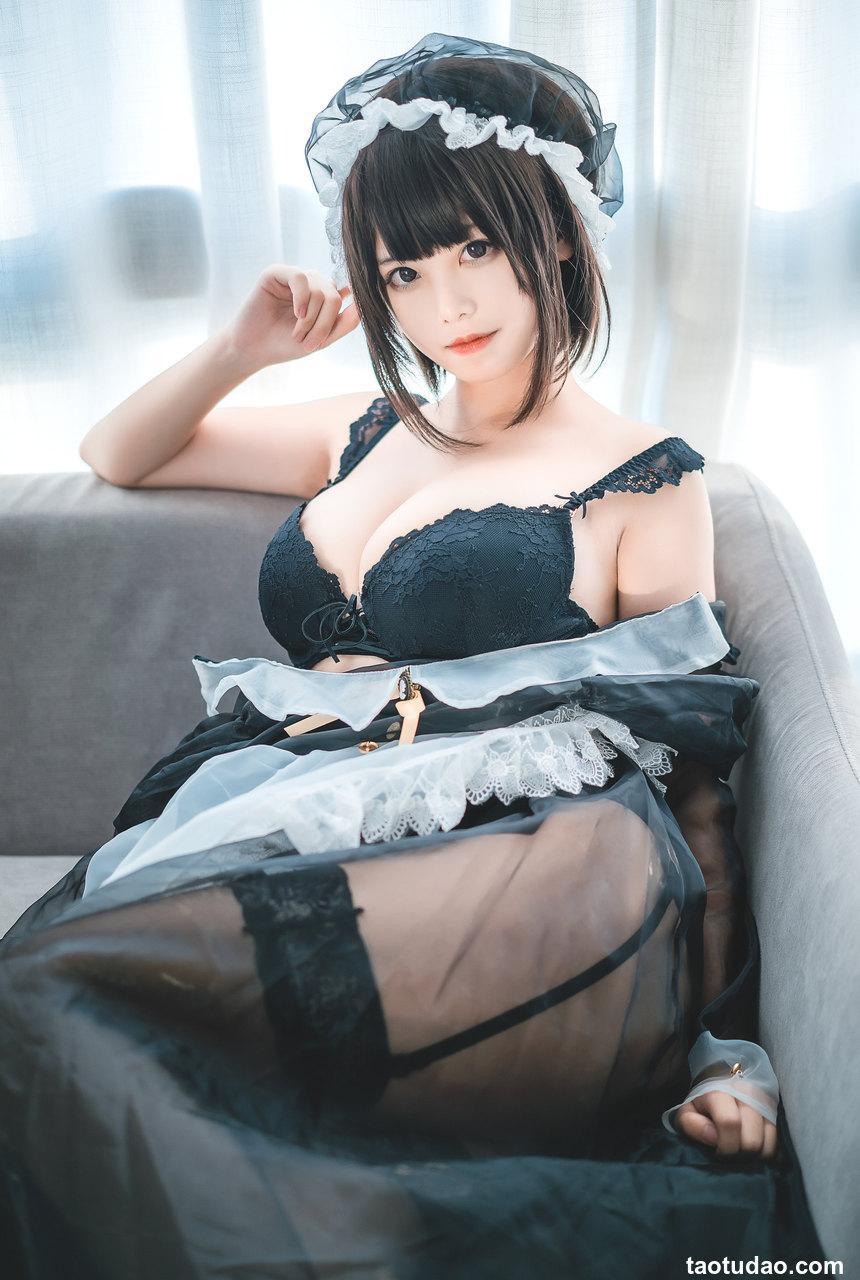 蜜汁貓裘-黑絲透明女仆[30P-260MB]