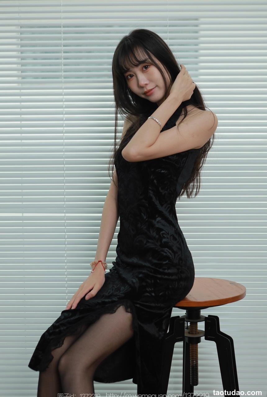 [IESS异思趣向] 2023.04.03 丝享家 1410 团团《镜花水月》[85P-86.3M]