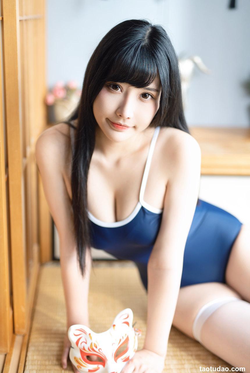 糖果果Candy - NO.01 12月舰长 [87P+10V-1.38GB]