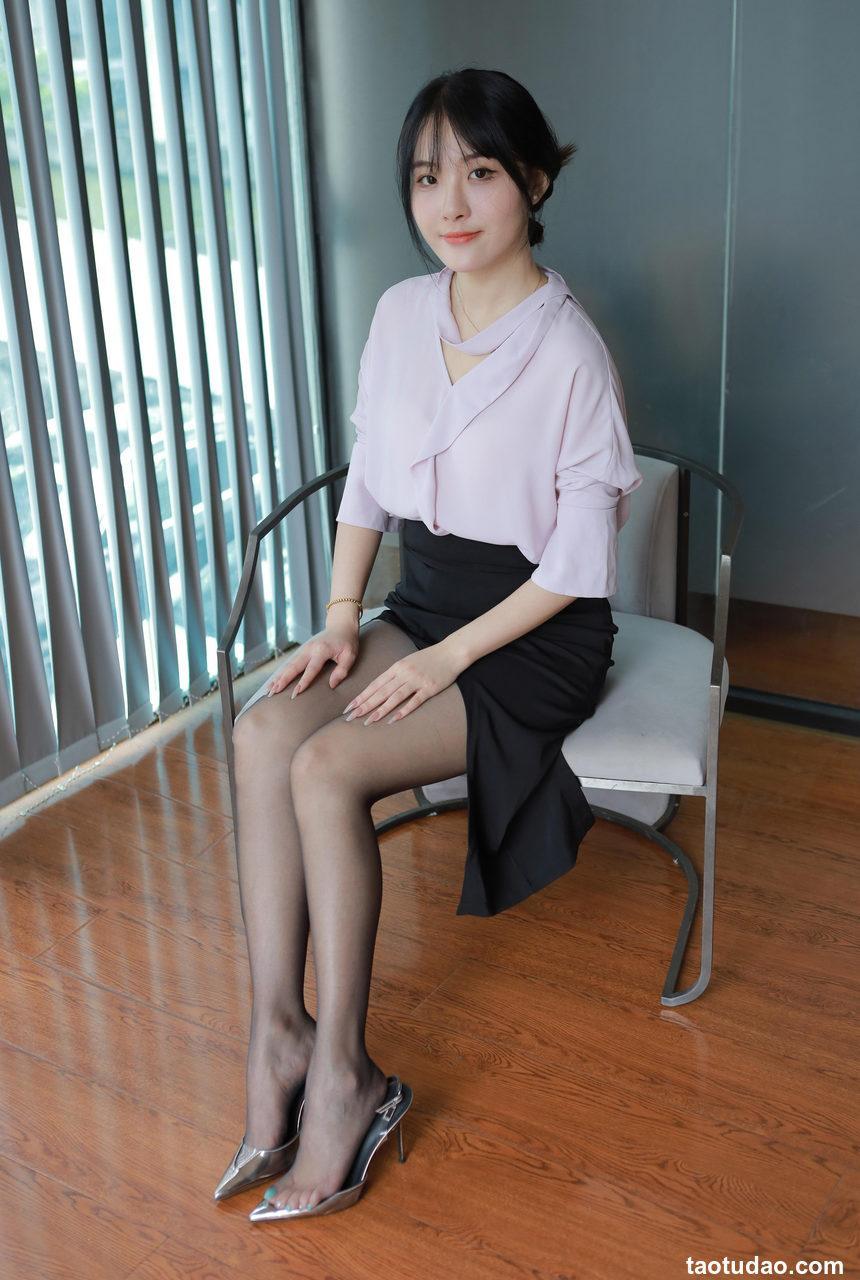 [IESS异思趣向] 2024.06.28 丝享家 1780 婉萍《职业嘿丝》[88P-203MB]