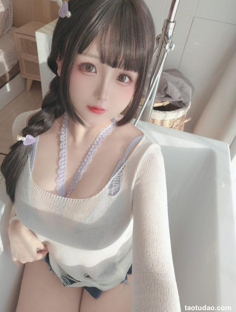 日奈娇 牛仔裤人妻[131P+1V-1.54G]