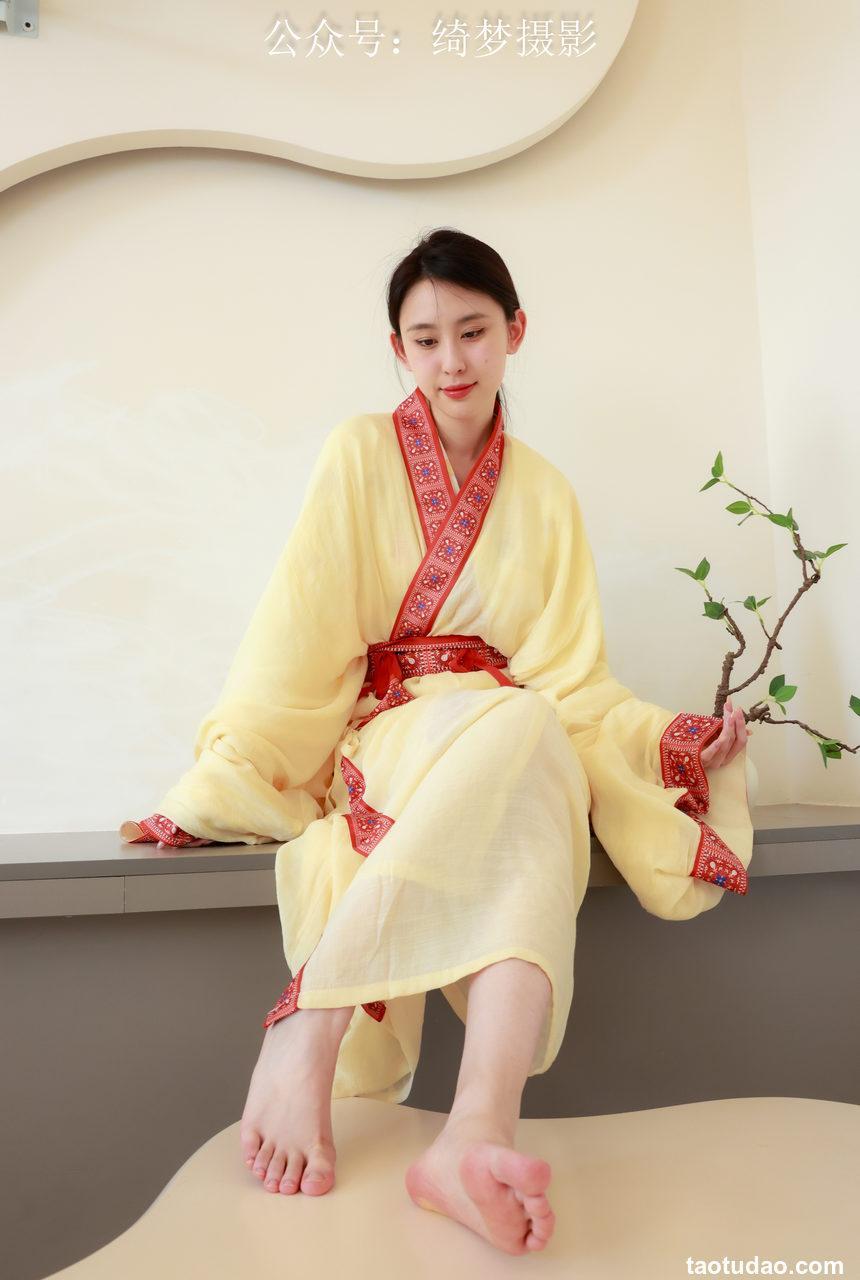 [绮梦摄影] 2024.09.10 NO.021 yaya 珍藏无修无水印版 [189P+1V-6.94G]