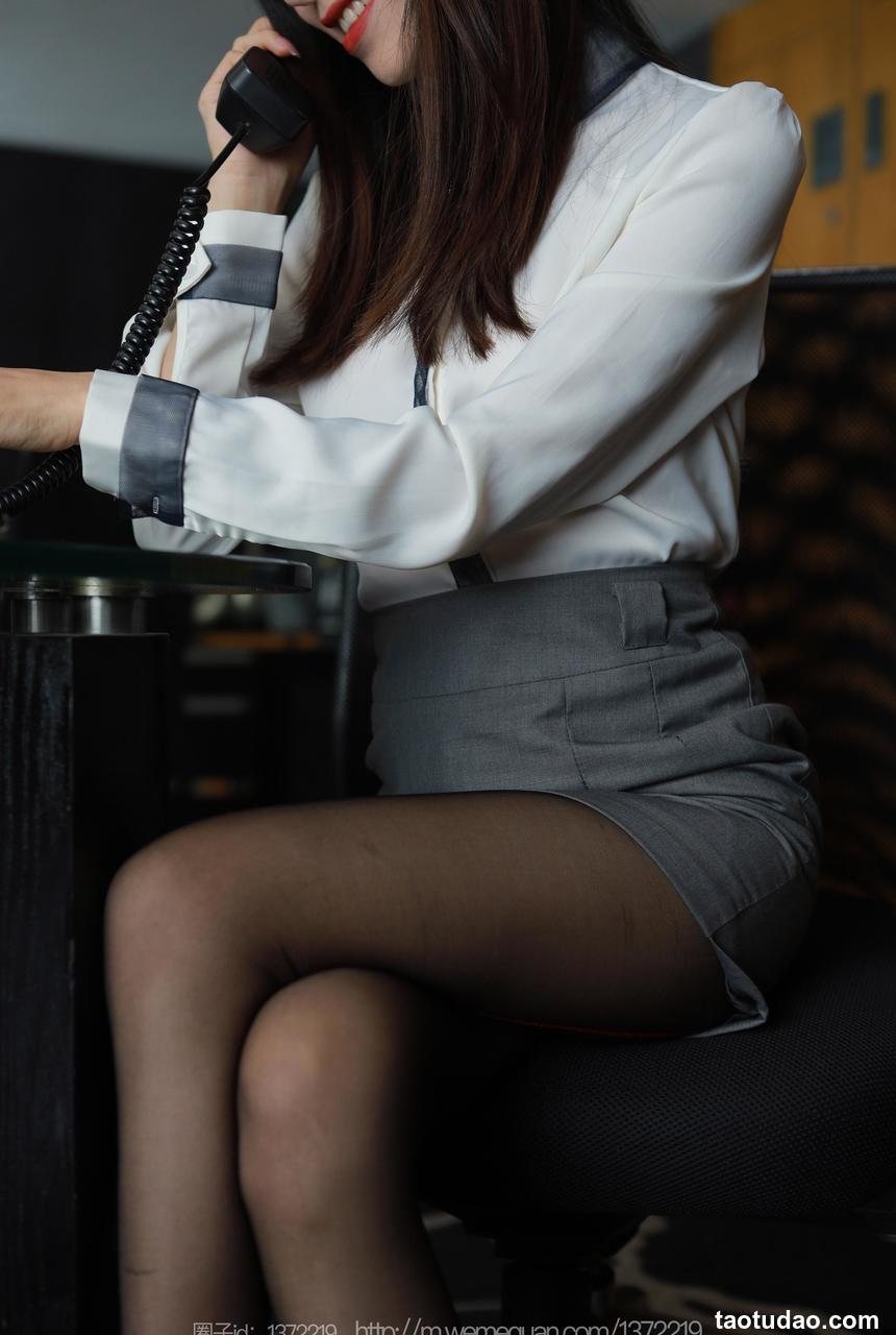 [IESS异思趣向] 2023.03.10 丝享家 1386 美子《销售部美女》[87P-78.7M]