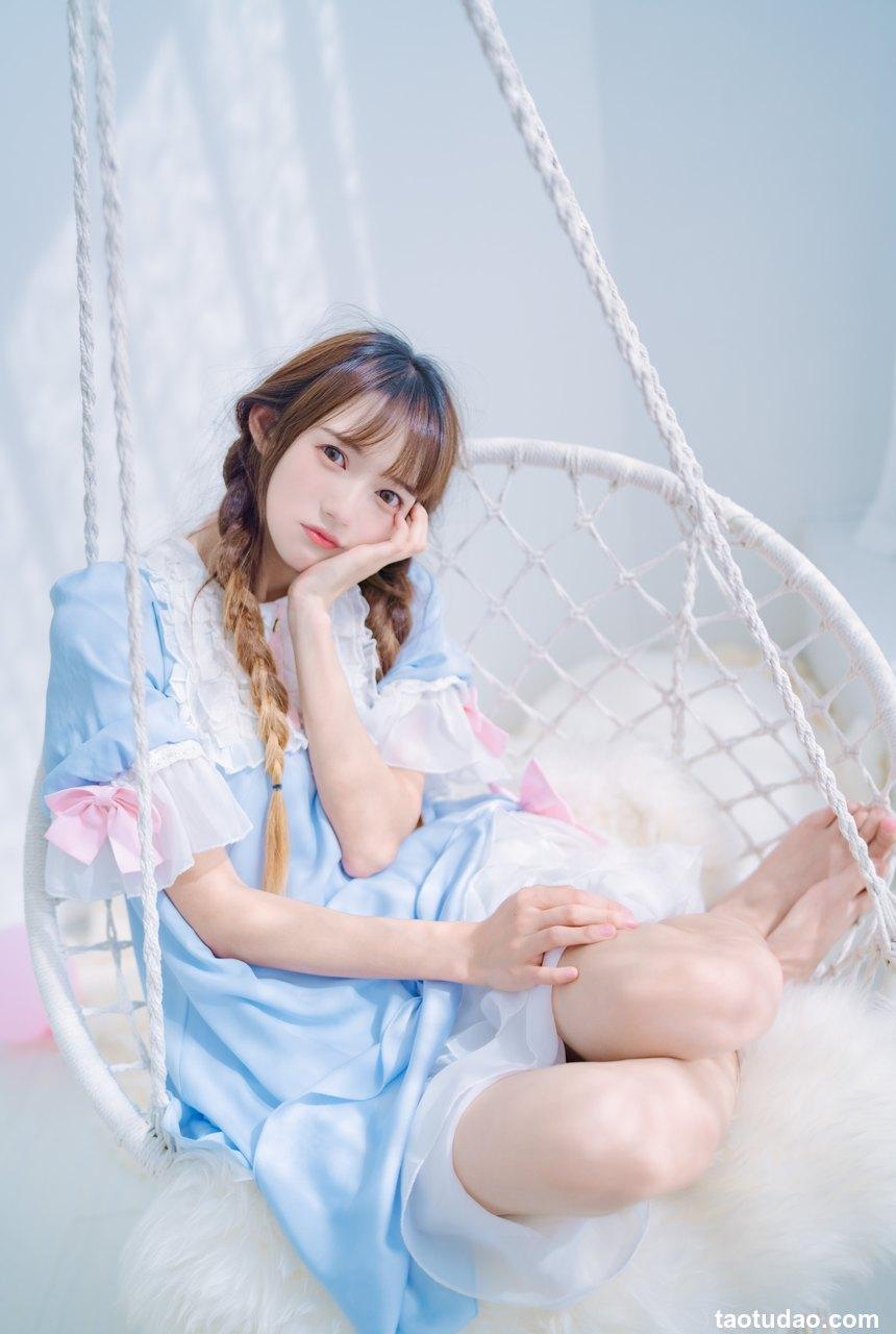 兔子Zzz不吃胡萝卜 - NO.92 纯白色可爱 [31P-221MB]