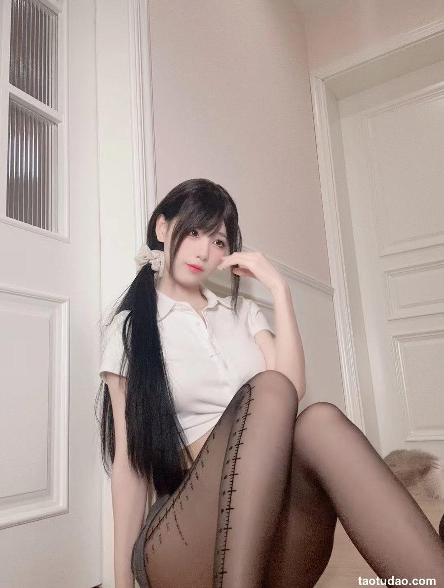 B站up主十万口草莓粥粥~福利合集 [2098P+62V-1.42G]