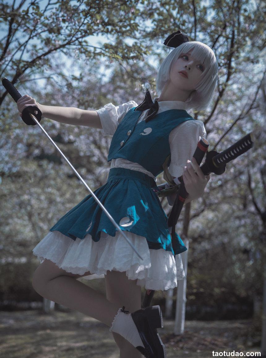 腥味猫罐 - 半·妖·庭·师 [15P-80MB]