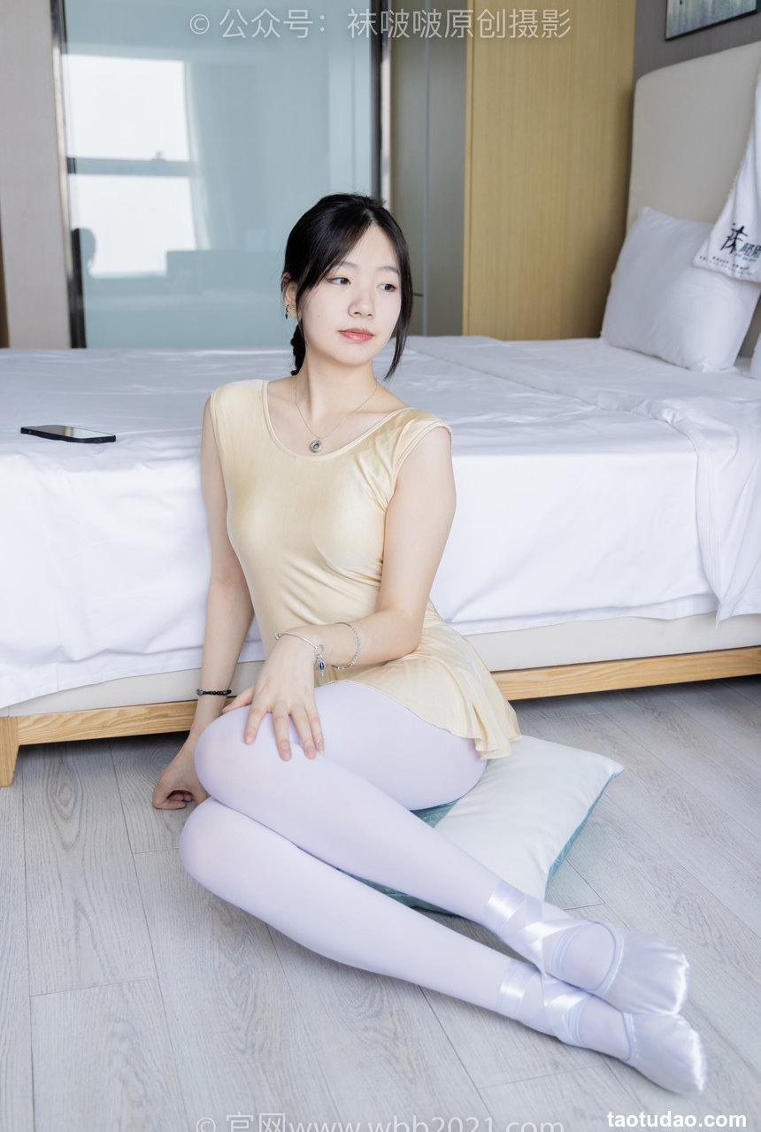 [BoBoSocks袜啵啵]NO.248 小甜豆-芭蕾鞋、厚白丝、厚灰丝、肉丝、白棉袜、芭蕾舞蹈服[163P+1V／6.44GB]