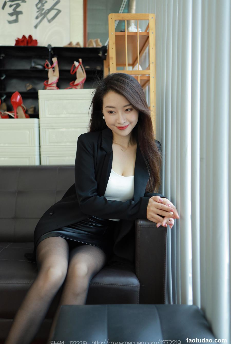 [IESS异思趣向] 2023.08.09 丝享家 1502 小婕《风一样的女人》[90P-97.1M]