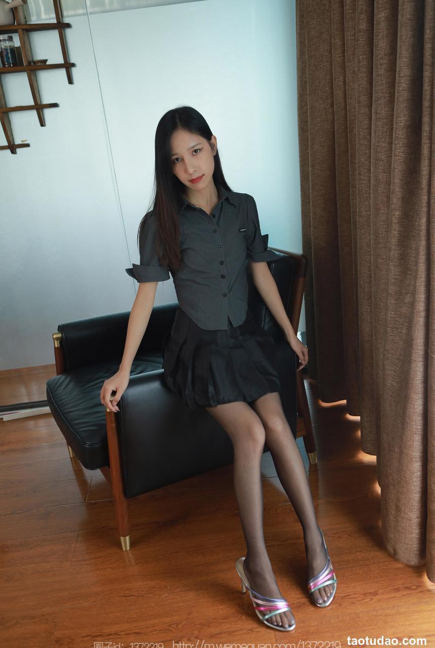 [IESS异思趣向] 2023.07.05 丝享家 1472 美子《灵活脚丫子》[88P-83.9M]