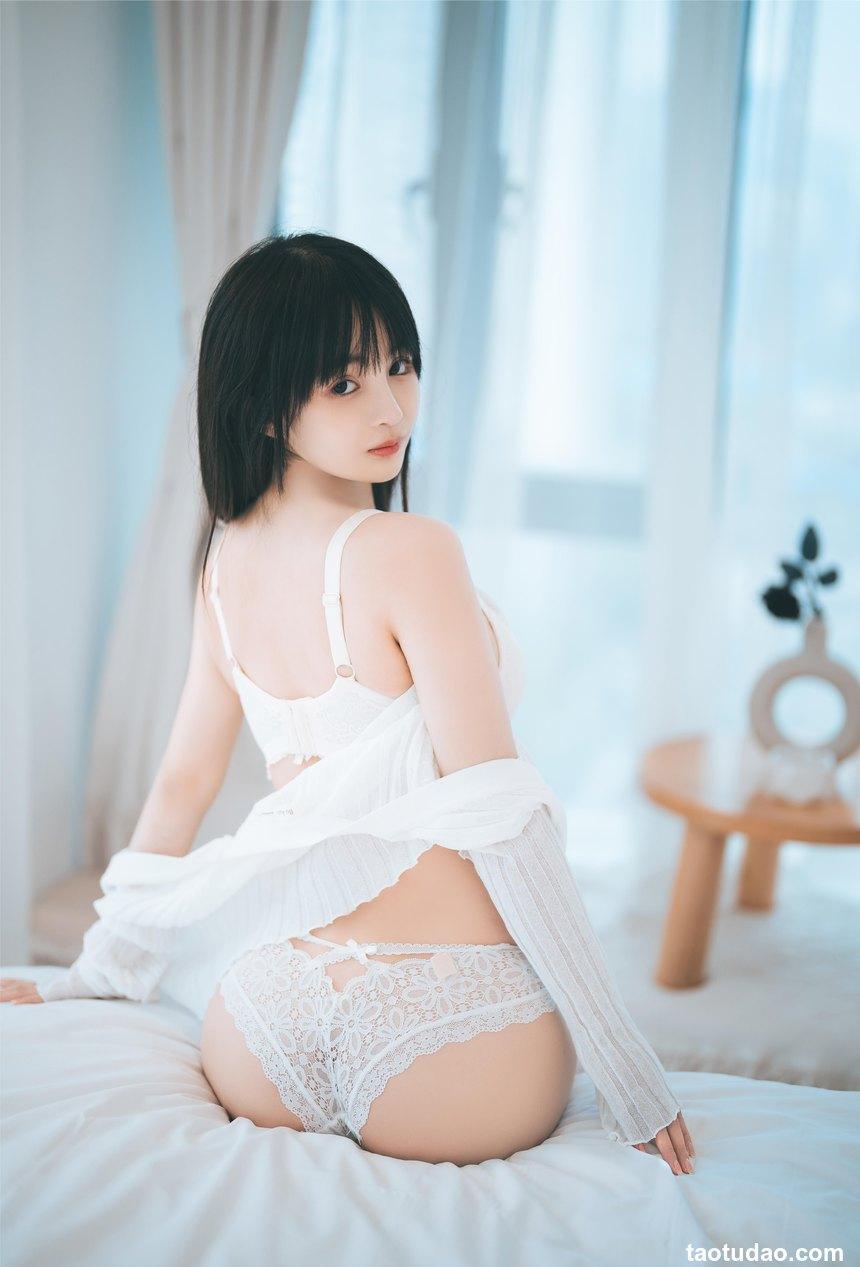 桜井宁宁 NO.053 人妻[51P-514MB]