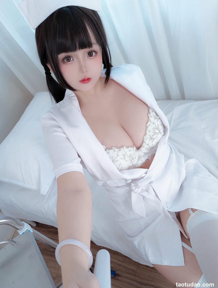 日奈娇 - NO.82 诊所护士 [144P+2V-1.30GB]