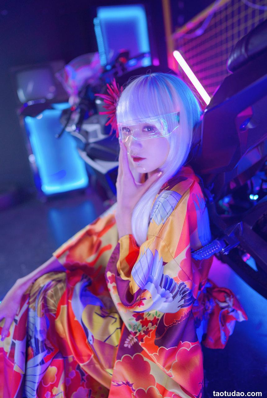 兔子Zzz不吃胡萝卜 -  赛博电子姬 [32P-355MB]