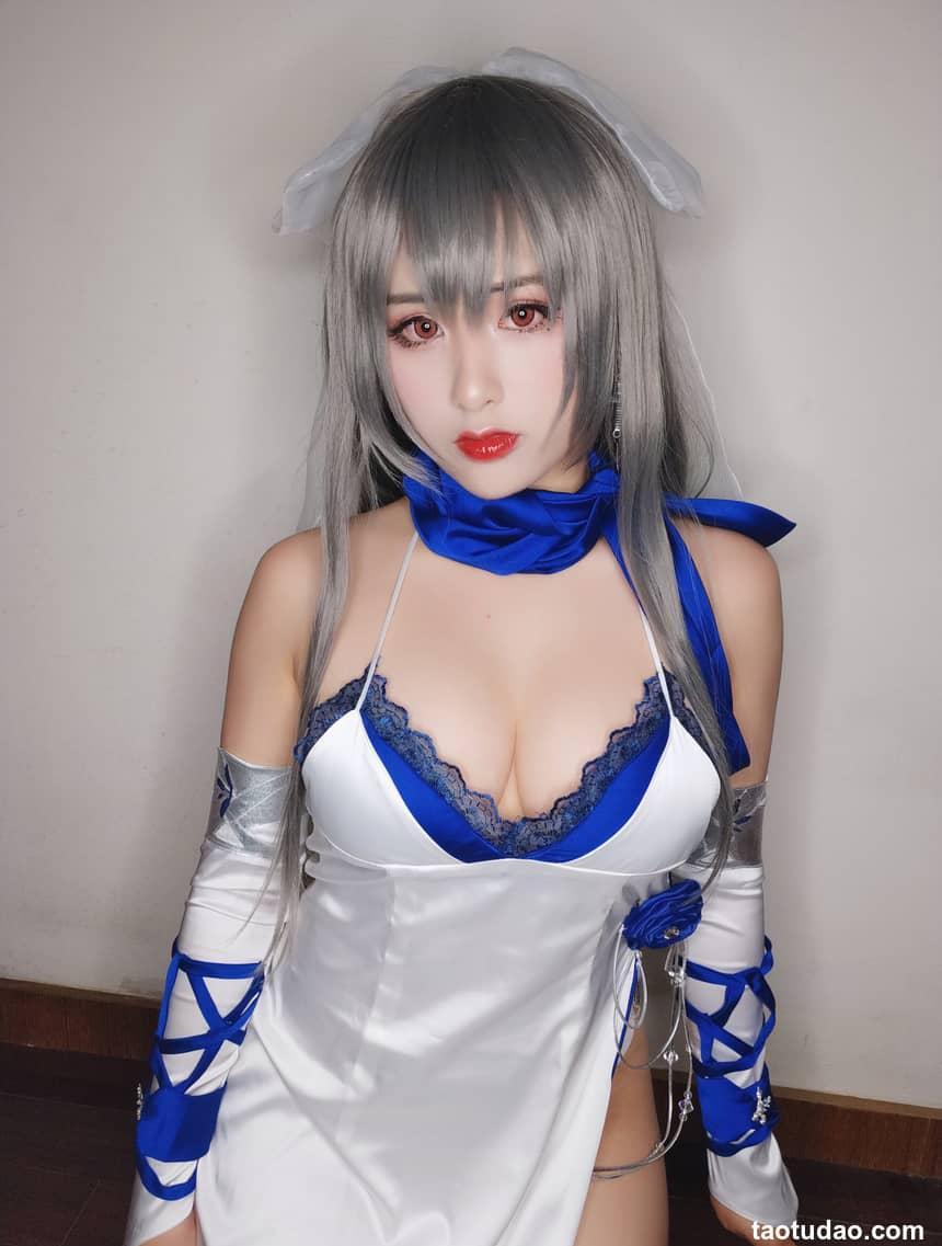 柘烟Zuken - NO.09 路易九世礼服自拍 [39P2V-167MB]