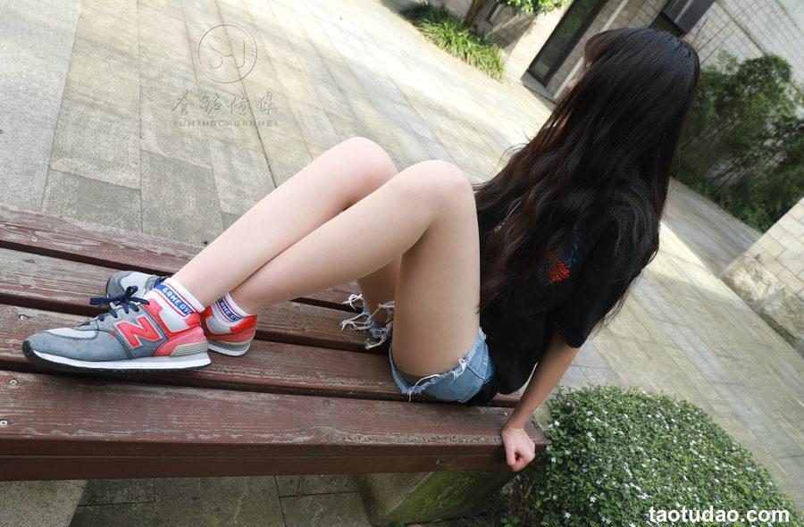 [誉铭传媒]袜足摄影 2019年 NO.033[155P+1V／1.42GB]