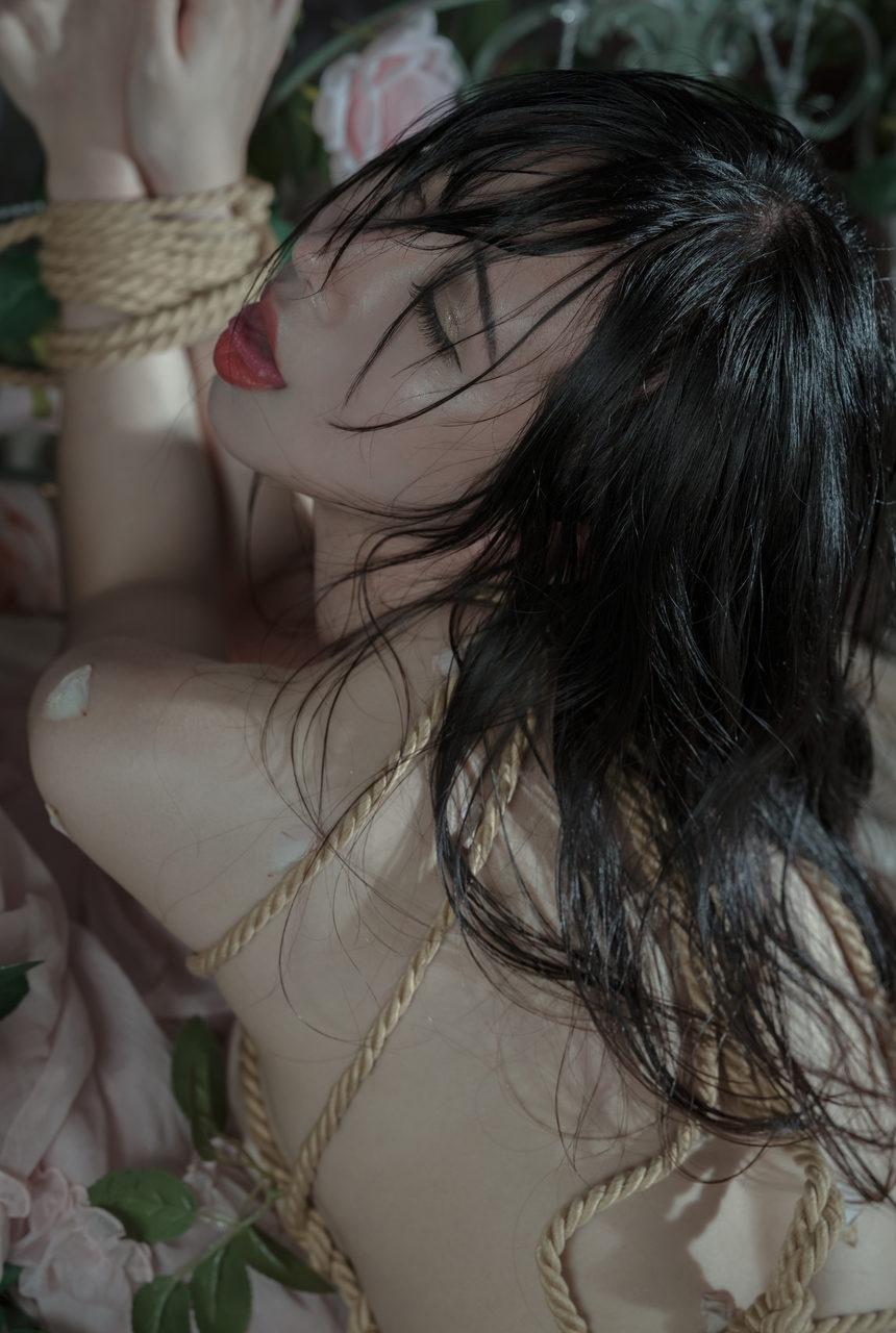 云溪溪个人资料介绍及COS作品合集 [102套-79.14GB]