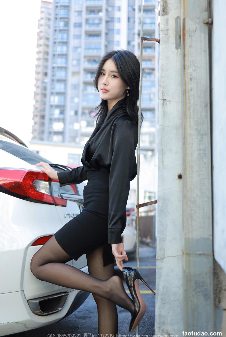 [IESS异思趣向] 2023.12.21 丝享家 1617 小宝《有事车上说》[84P-81.5M]