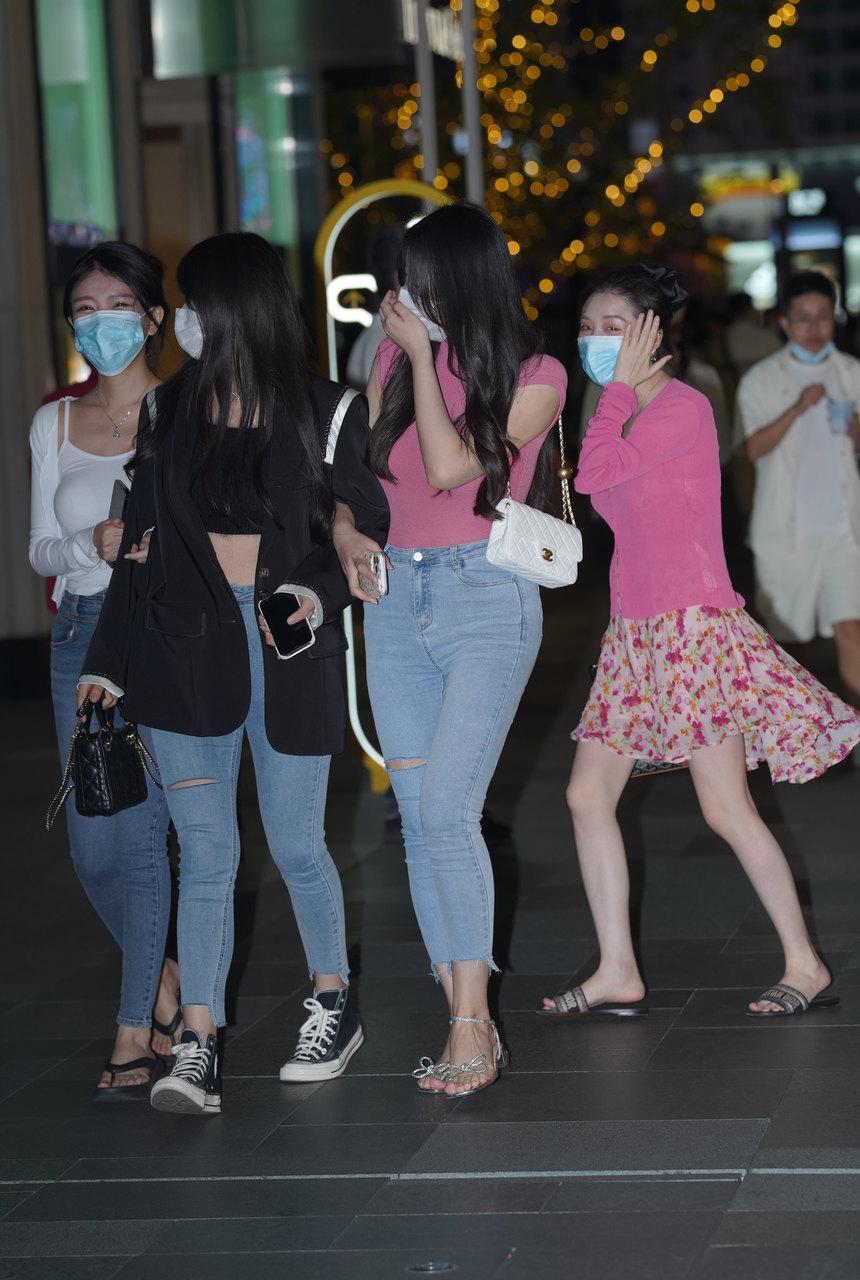 都市丽人牛仔闺蜜美女【79P-1.34G】