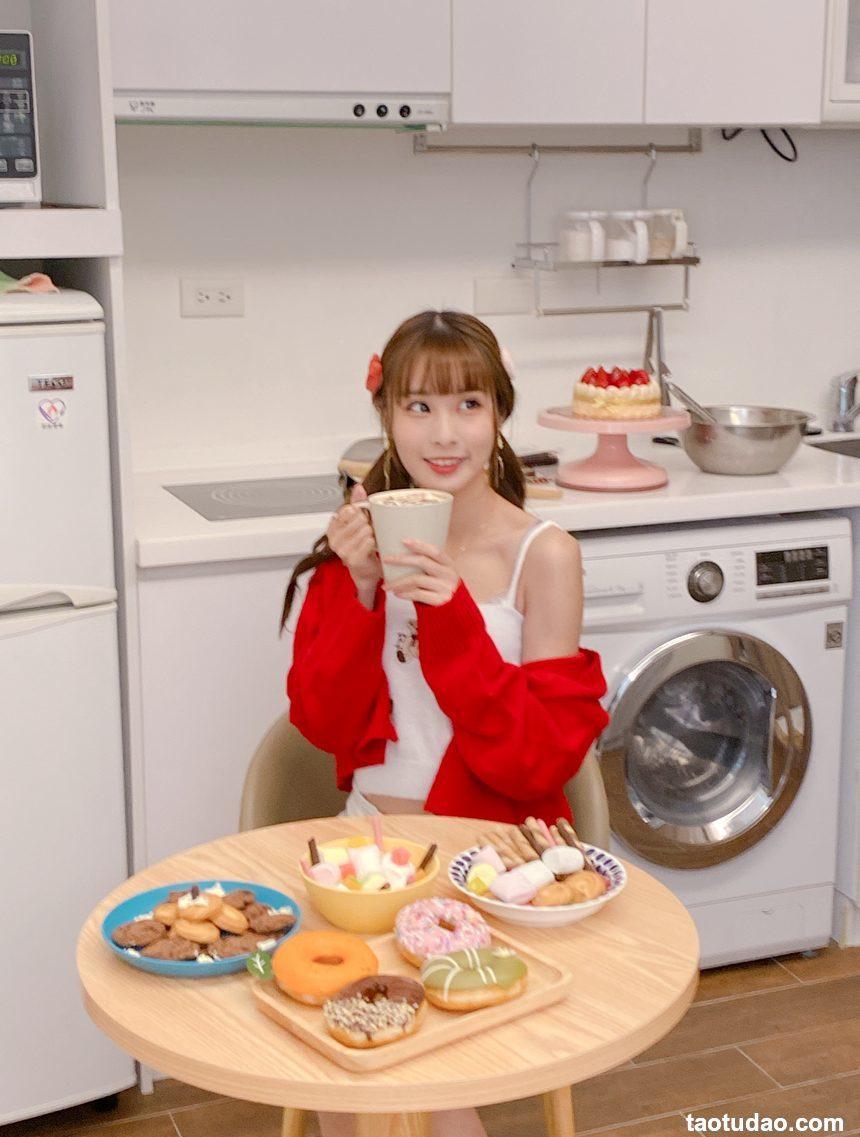 泥泥汝 NO.06 2022年02月 私人寫真側拍 [239P6V-512MB]