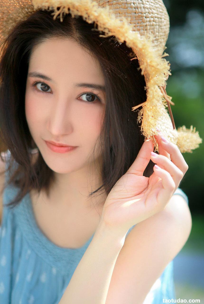 [YITUYU艺图语]2022.12.24 盛夏光年 倩[21+1P／285MB]