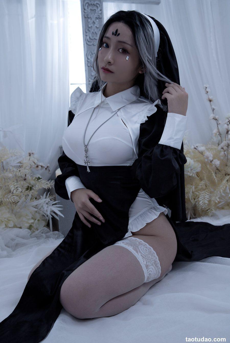 洛璃LoLiSAMA - 修女 [46P-392MB]