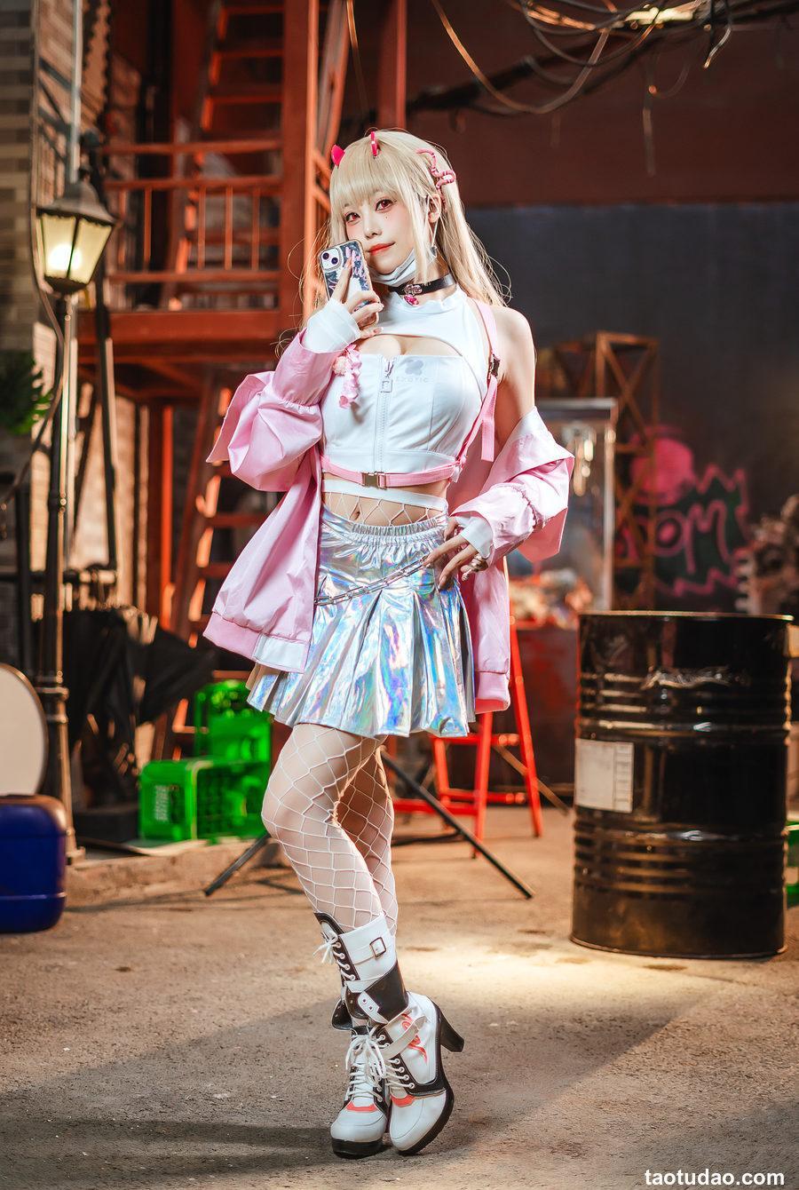 蜜汁猫裘-胜利女神妮姬 – 毒蛇 [65P-593M]