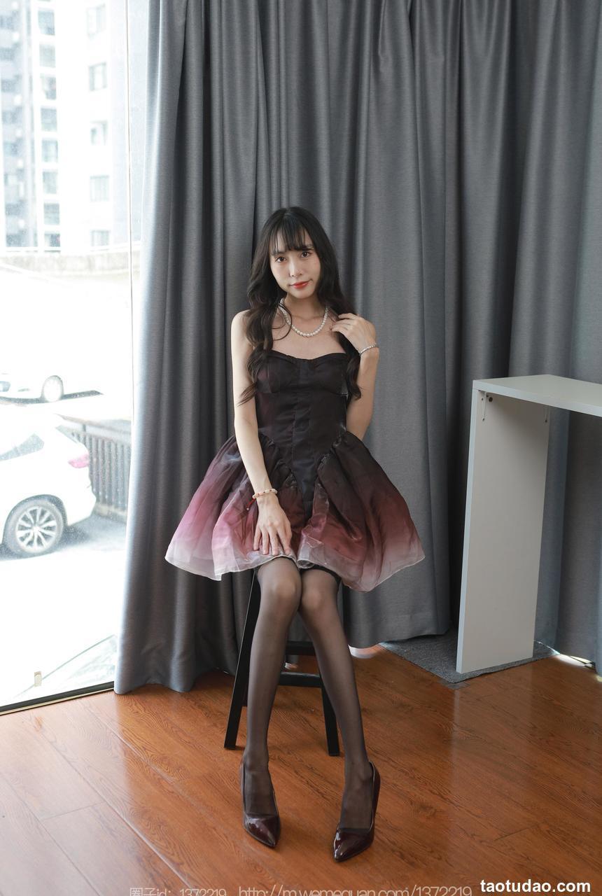 [IESS异思趣向] 2023.04.30 丝享家 1437 团团 《黑色吊带袜》[90P-110.4M]