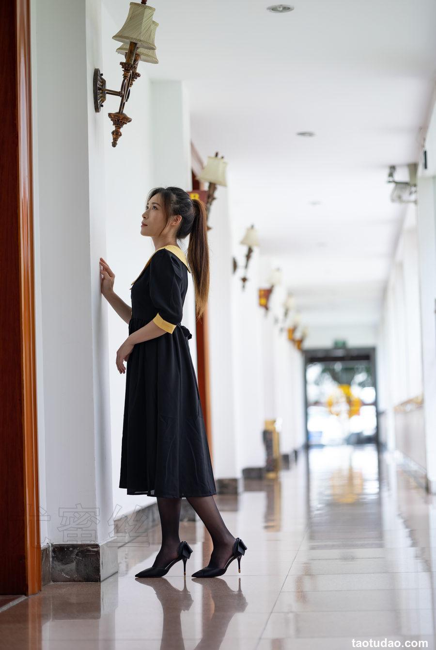 [尤蜜丝]穿搭写真 NO.058[75P／629MB]