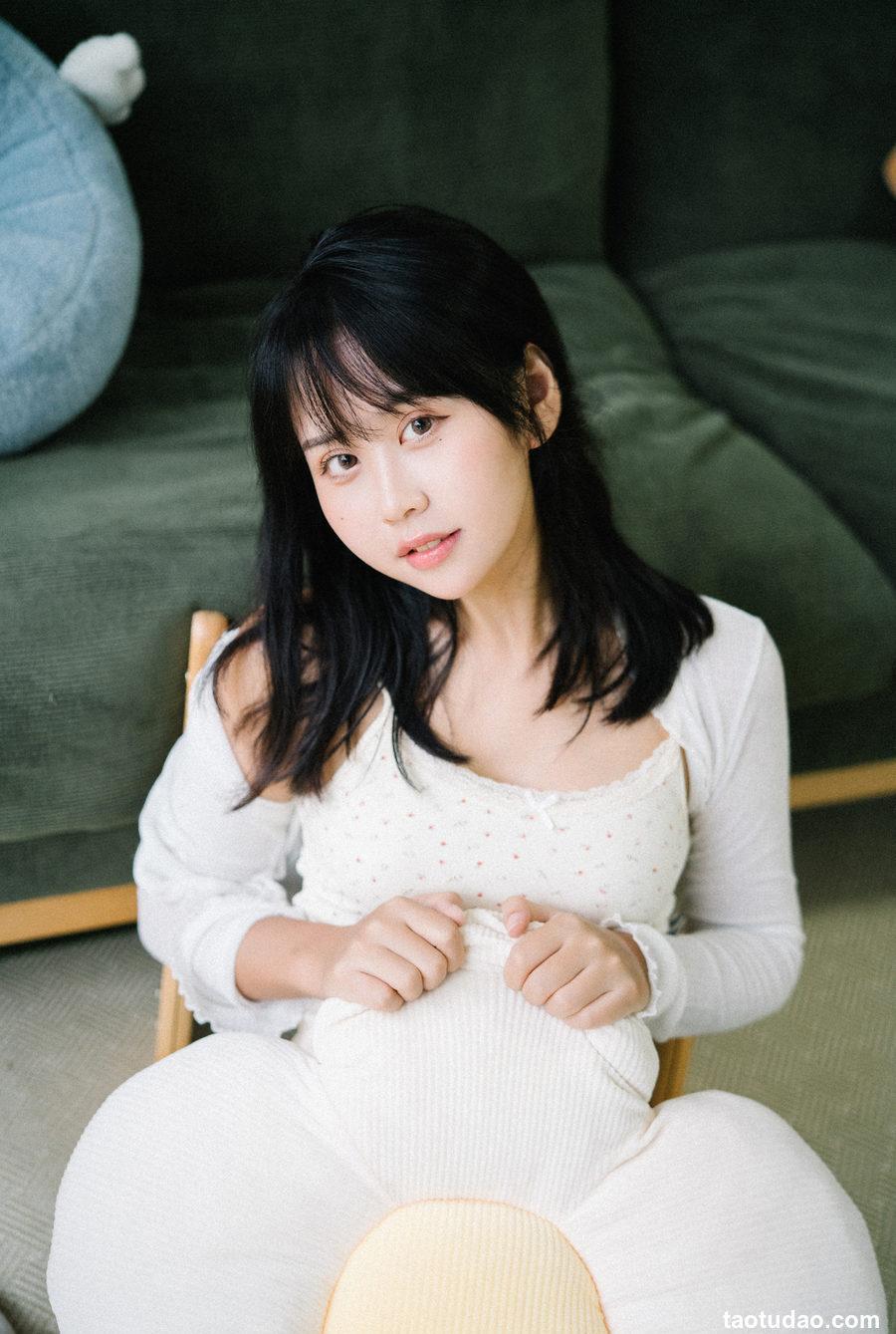 萌芽儿o0 –  夏天的尾巴 [45P-159.6M]