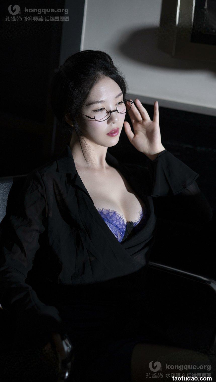 抖娘-利世 –  秘书眼镜娘[76P-1V-1.49G]