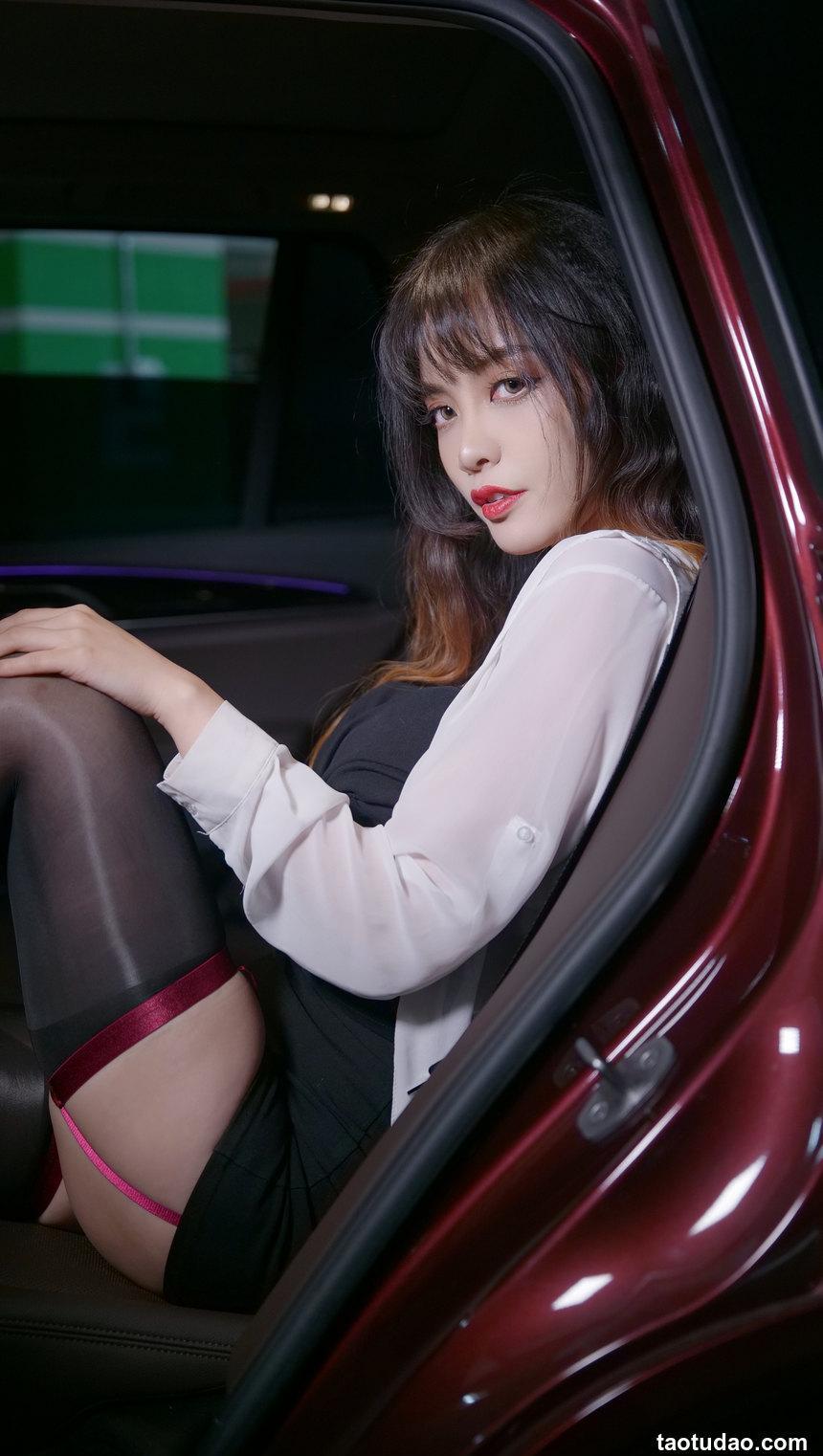 B站小须须_Arcana - NO.02 香车美人 [22P-136MB]