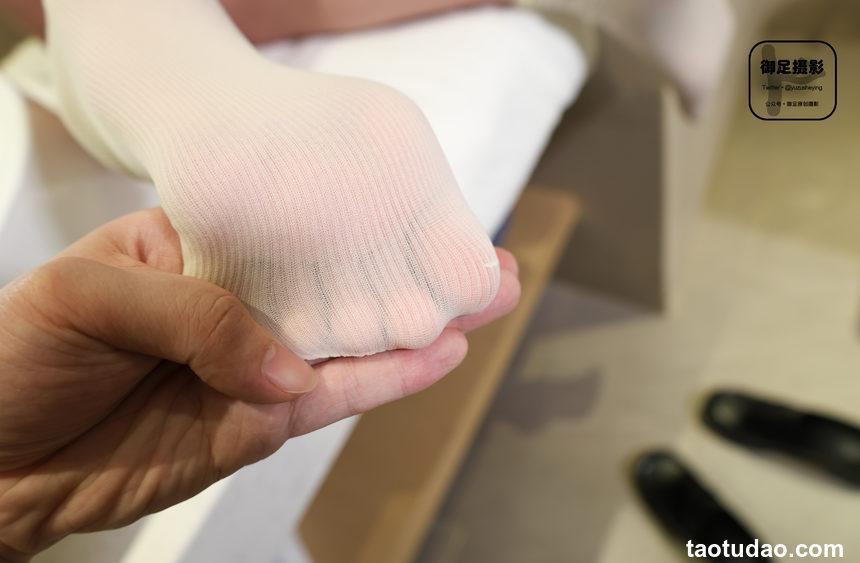 御足摄影 NO.018 灰JK裙棉袜 [66P1V2.50GB]