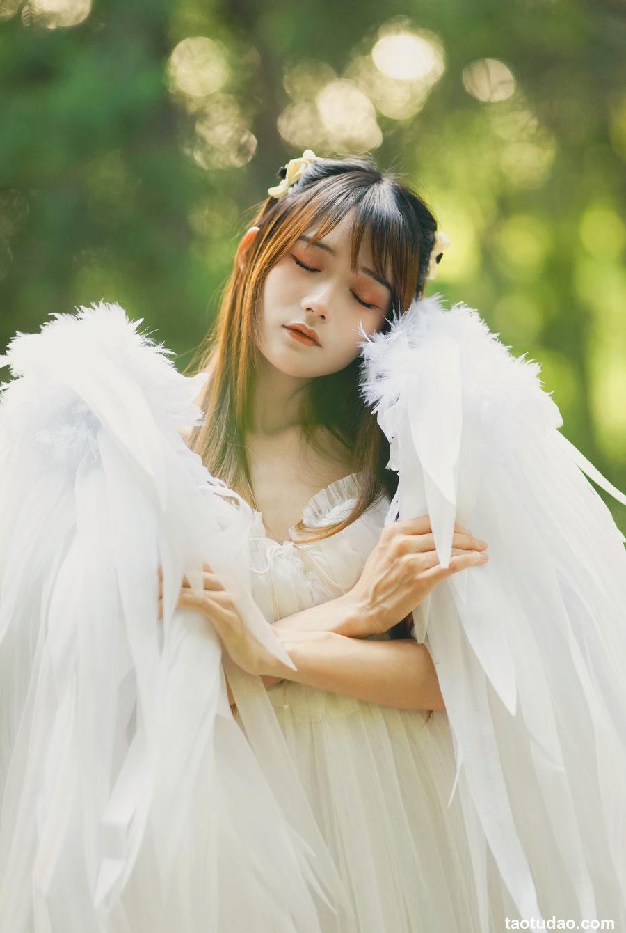 兔子Zzz不吃胡萝卜 - NO.139 林中天使 [37P-409MB]