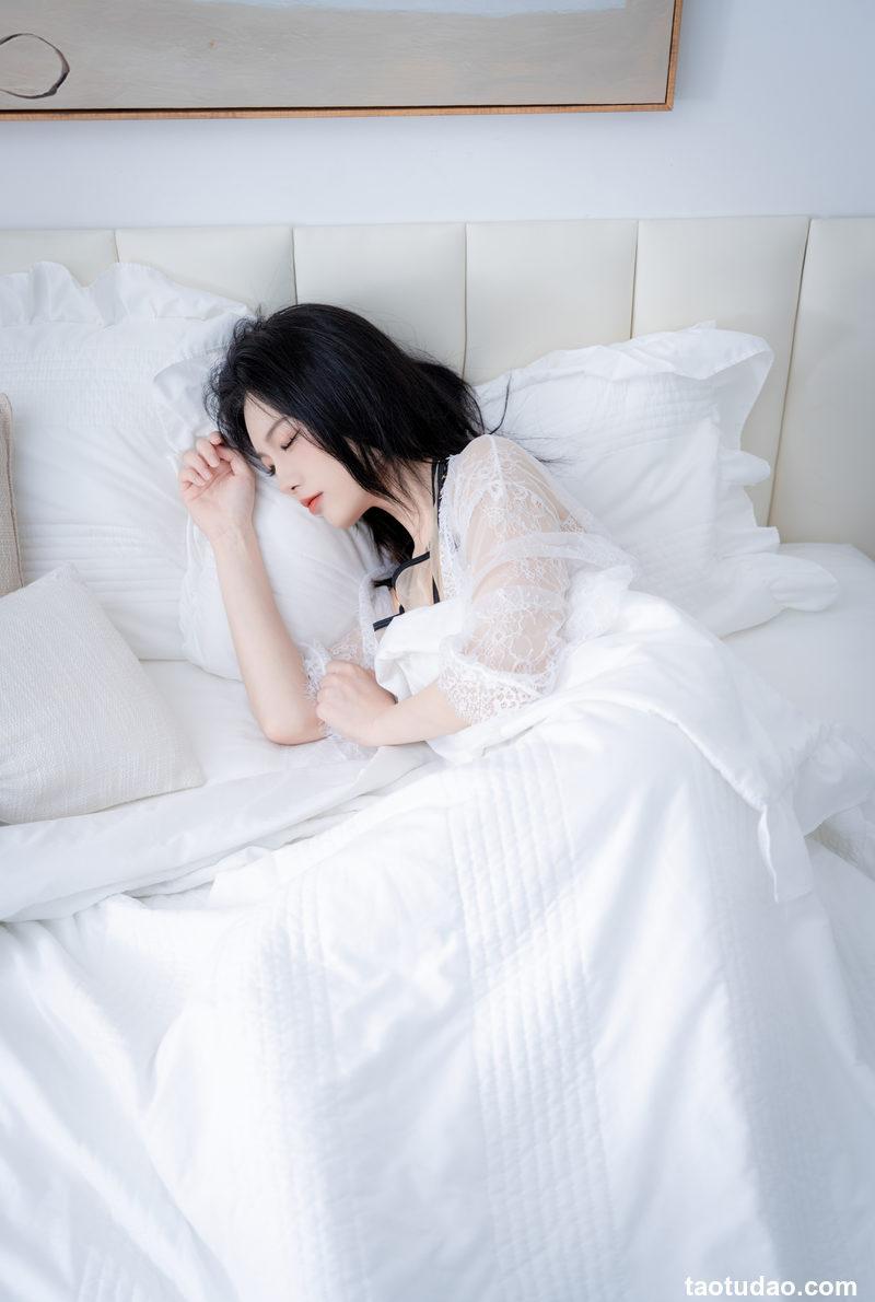 桃良阿宅 唤醒1.0 [26P-104MB]